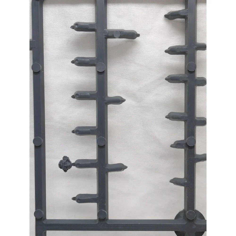 *Heavily Incomplete* Warhammer 40K Space Marine Bits On Sprue